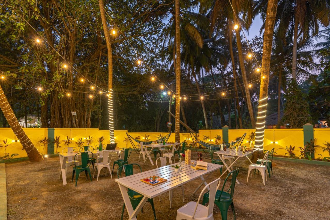 Whoopers Hostel Anjuna, Goa Kültér fotó