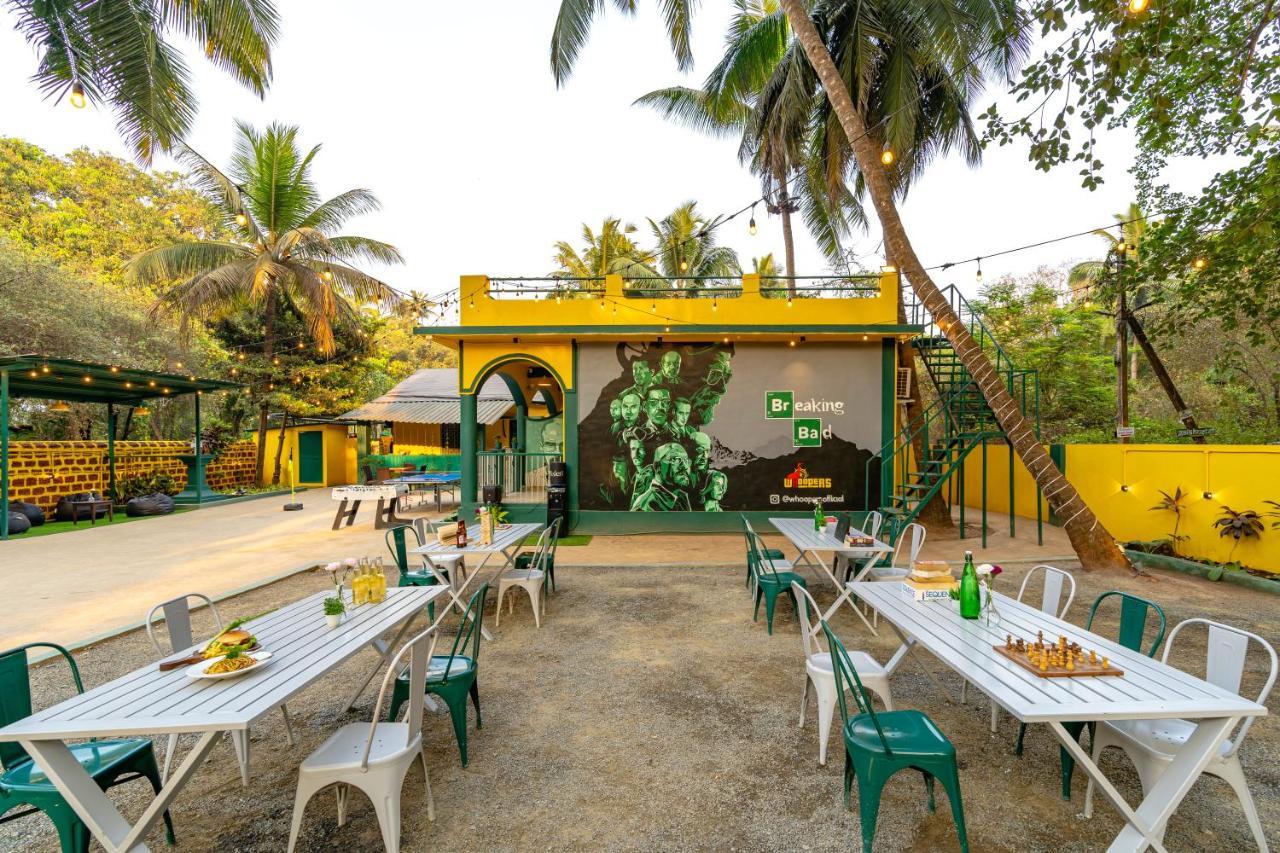 Whoopers Hostel Anjuna, Goa Kültér fotó